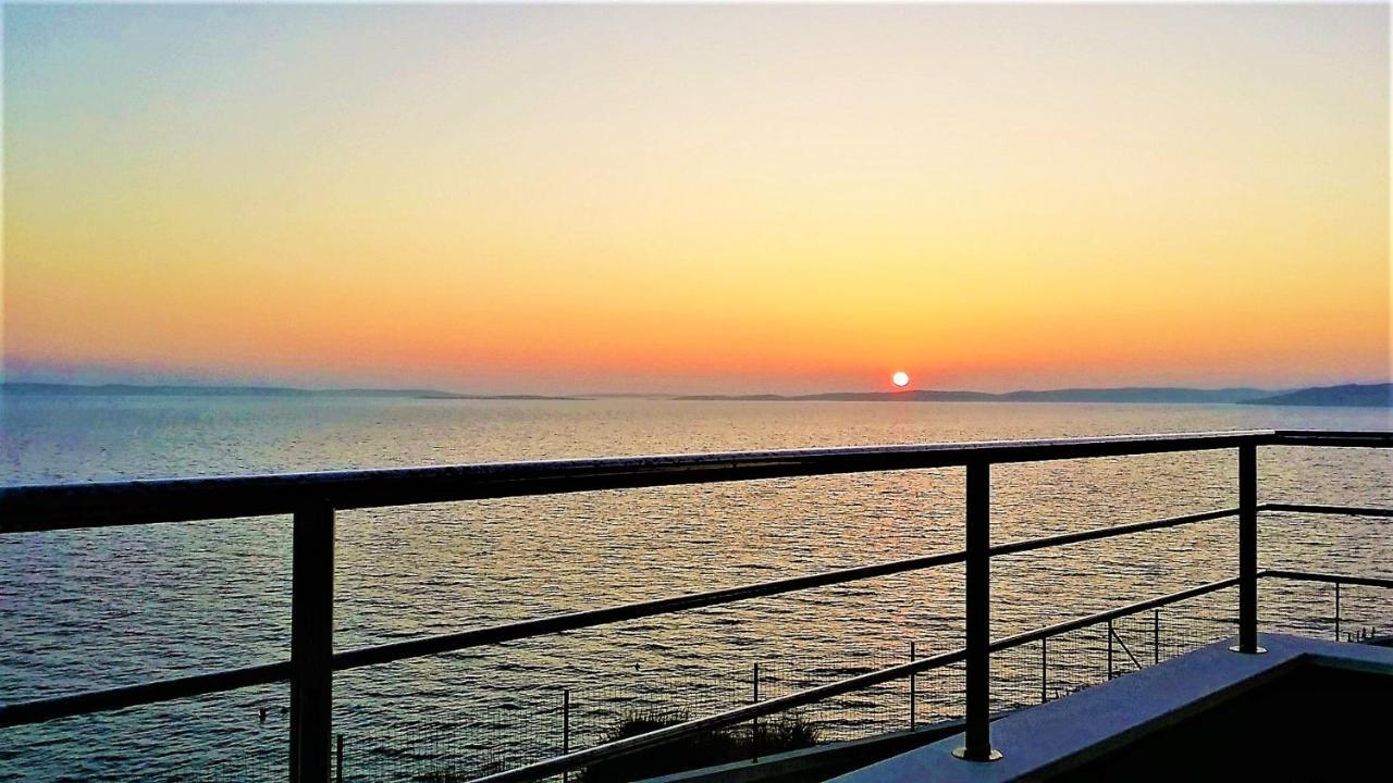 Apartments Nicolas - Beach & Sea 10M Away - Amazing Sea View! Rtina Dış mekan fotoğraf