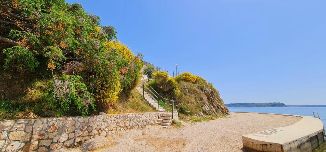 Apartments Nicolas - Beach & Sea 10M Away - Amazing Sea View! Rtina Dış mekan fotoğraf